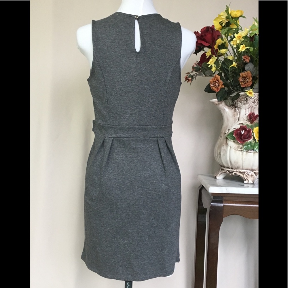 Monteau Dress w/Keyhole Closure Size M-NWOT - Picture 3 of 5